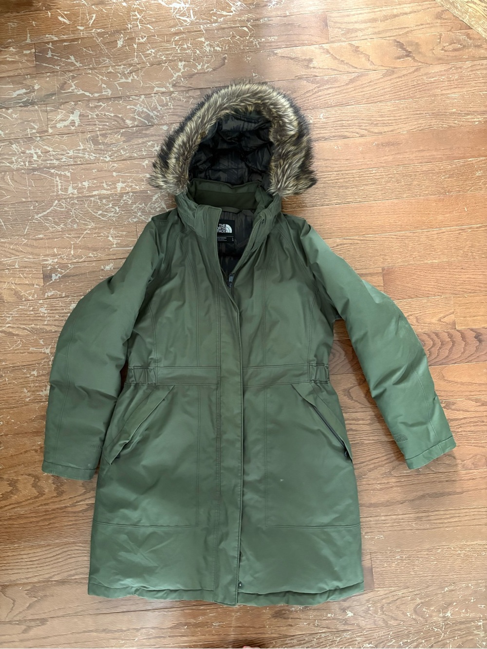 The North Face Women’s Olive Green Faux-Fur Hooded Insulated Parka